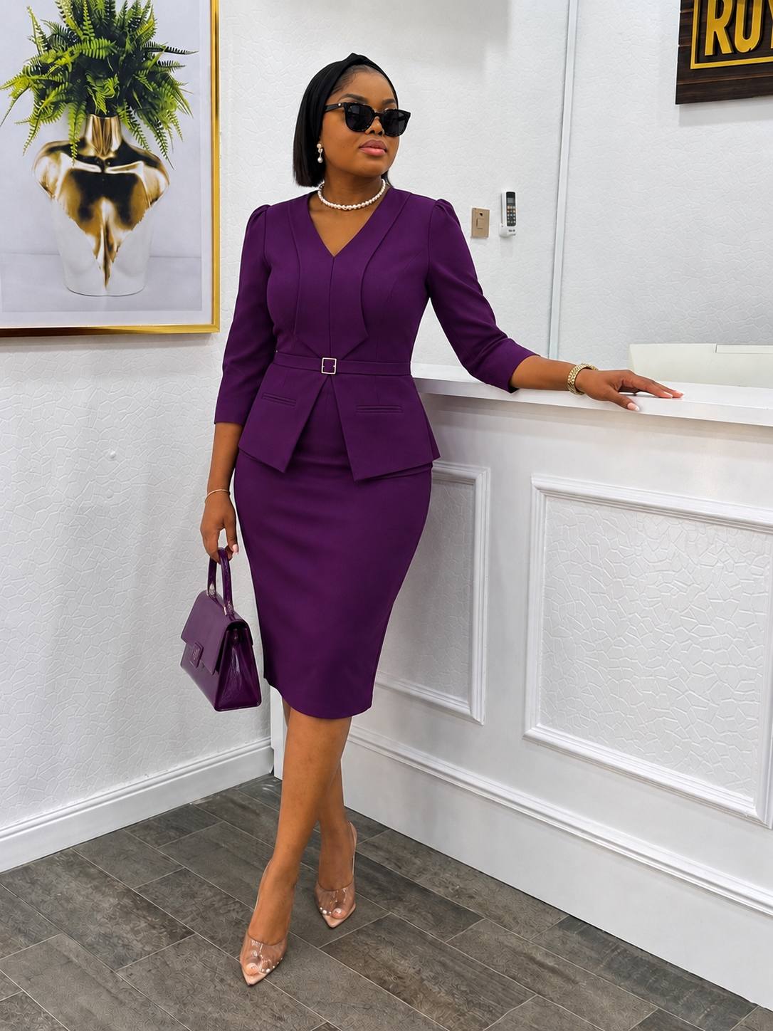 Ensemble blazer à col contrasté et jupe crayon