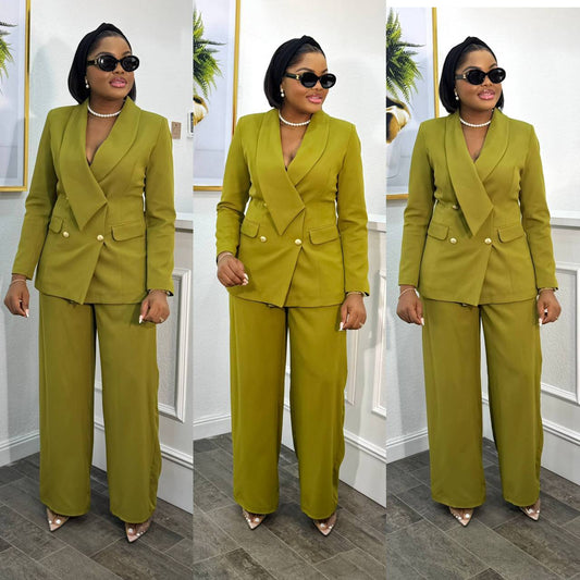 Ensemble tailleur blazer à revers contrastés et pantalon droit
