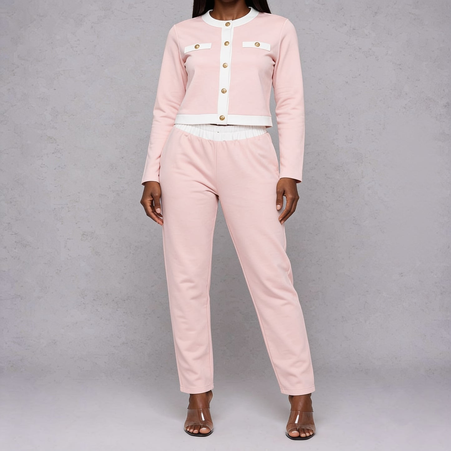 Ensemble Tailleur Veste Courte Col Rond Liseré Blanc Boutons Dorés - Rose Poudré